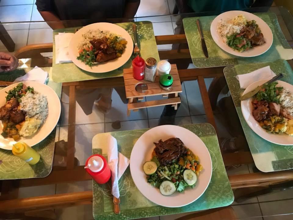 North Bay Inn Sauteurs المظهر الخارجي الصورة
